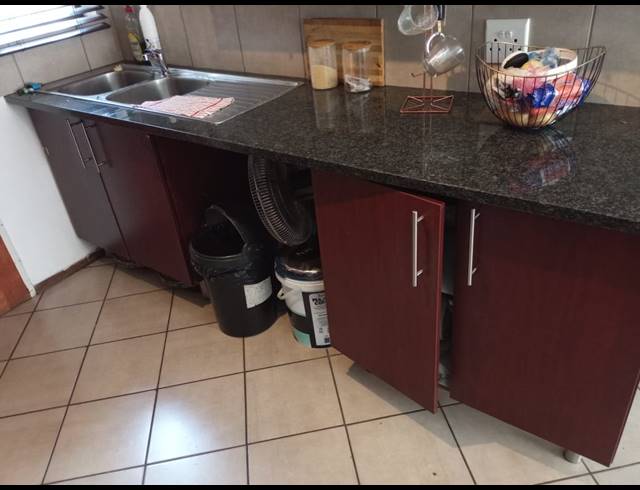 2 BEDROOM TOWNHOUSE FOR SALE IN ALBERTSDAL